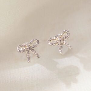 Hillberg & Berk The Jilly Box Silver Bow Stud Earrings